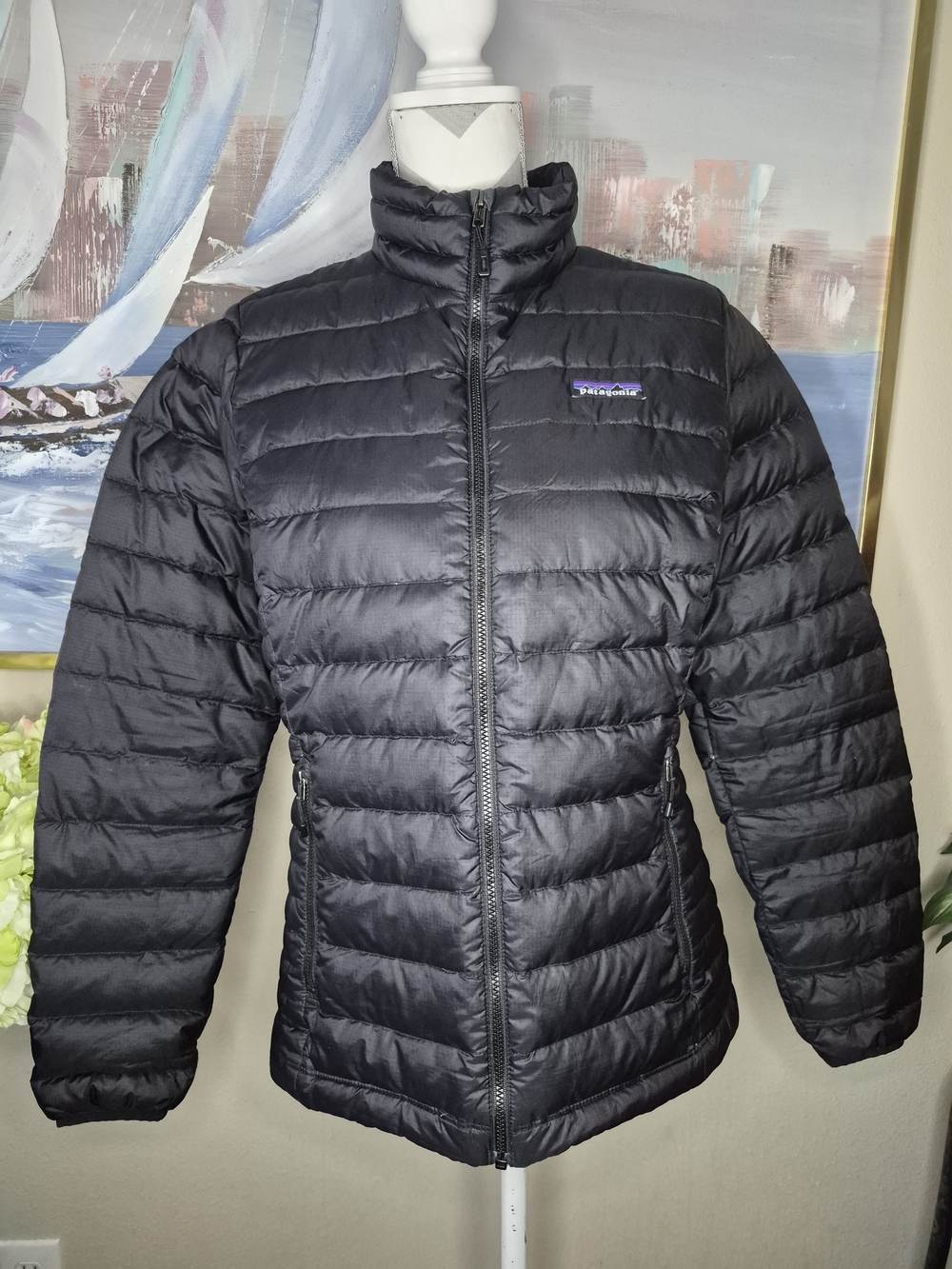 Patagonia Women's Black Down Jacket - Insulated Lightweight Coat